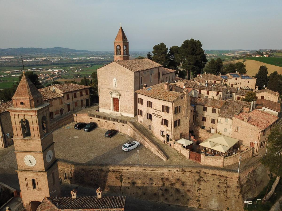 Albergo Diffuso Borgo Montemaggiore Монтемаджоре-аль-Метауро Экстерьер фото