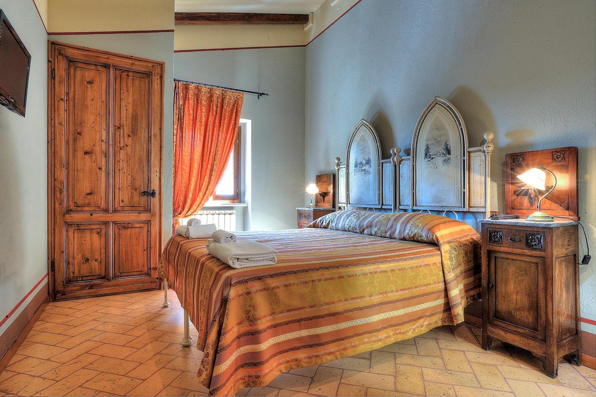 Albergo Diffuso Borgo Montemaggiore Монтемаджоре-аль-Метауро Экстерьер фото